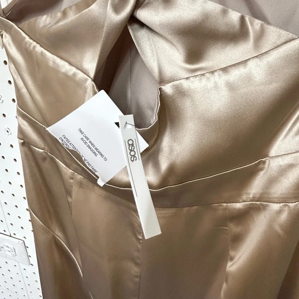 - ASOS DESIGN Bridesmaid Satin Halter Maxi Dress - Picture 8 of 9